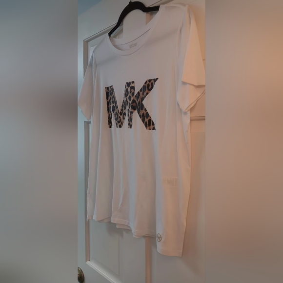 Michael Kors White Tee with Leopard MK Logo - Picture 4 of 4